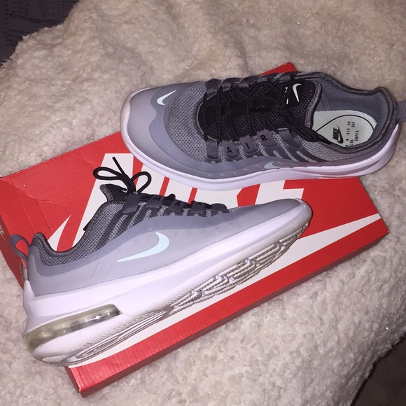 Nike air max axis - Picture 2 of 5